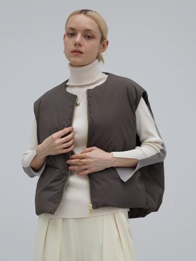 Agaxダウンベスト