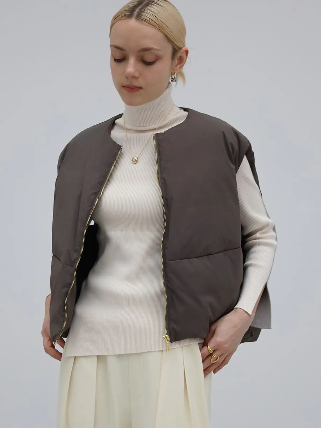 みがづき❣️ATERIE RBRUGGE 大人気ショートダウンベスト!! みがづき❣️ATERIE RBRUGGE 大人気ショートダウンベスト!! みがづき