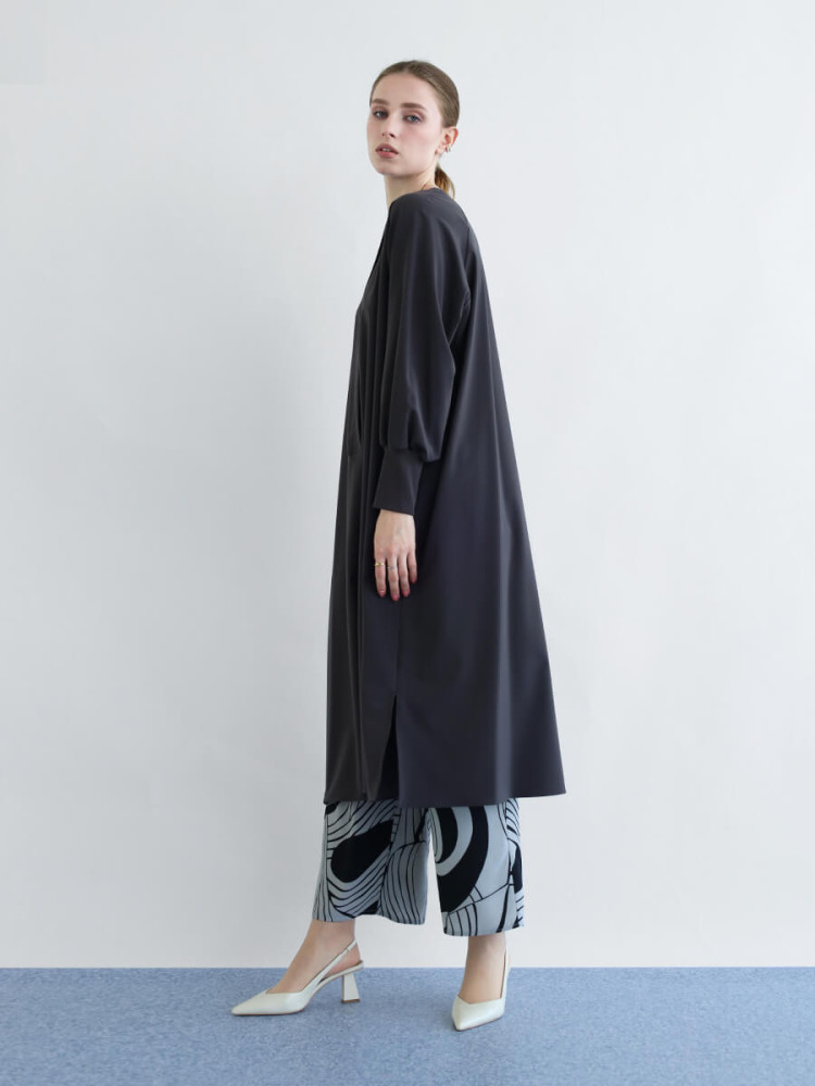 ノーカラーバルーンスリーブワンピース - Aga - Aga｜YAMADAYA STORE