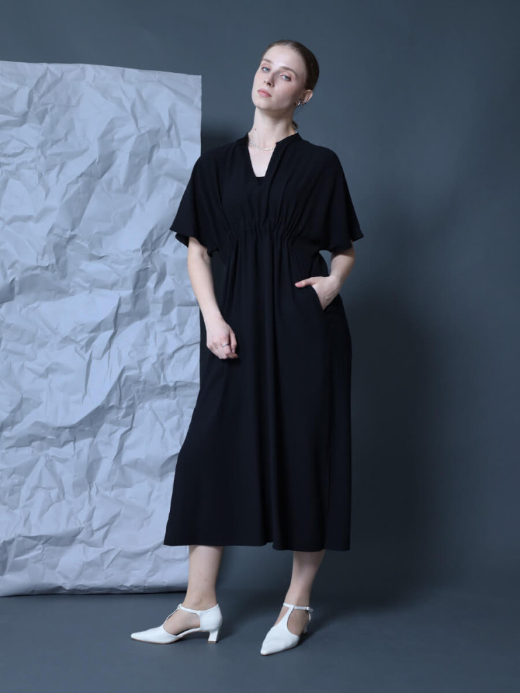 マオカラ―ギャザーワンピース - Aga - Aga｜YAMADAYA STORE