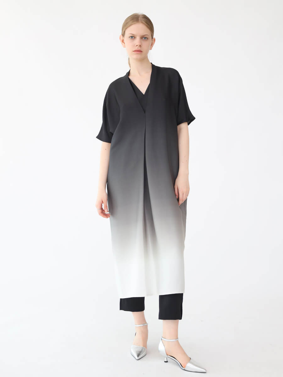 2重Vネックグラデーションワンピース YAMADAYA STORE 2重Vネックグラデーションワンピース YAMADAYA STORE