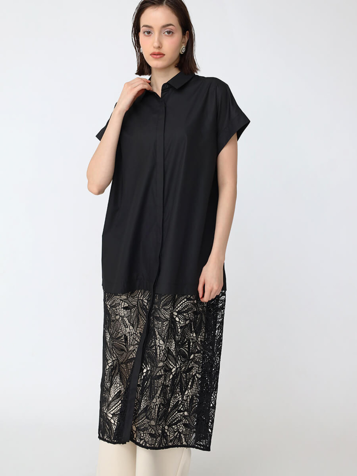 レースドッキングロングシャツ - Aga - Aga｜YAMADAYA STORE