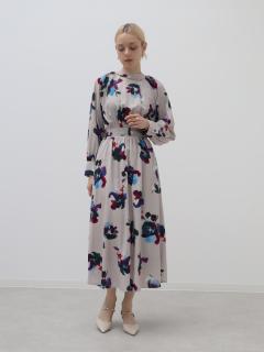 ベージュ　170cm