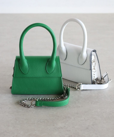 PiENNExショルダーバッグ