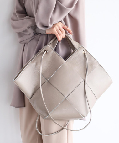 nouerxショルダーバッグ