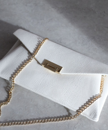 nouerxショルダーバッグ