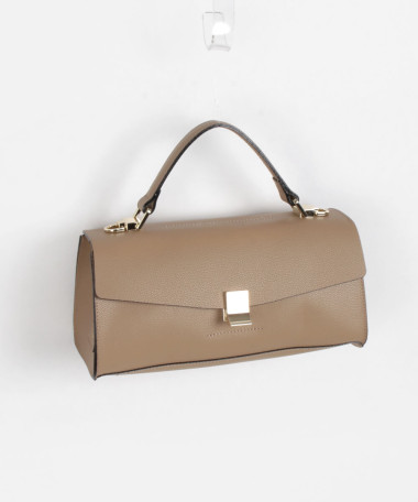 nouerxショルダーバッグ