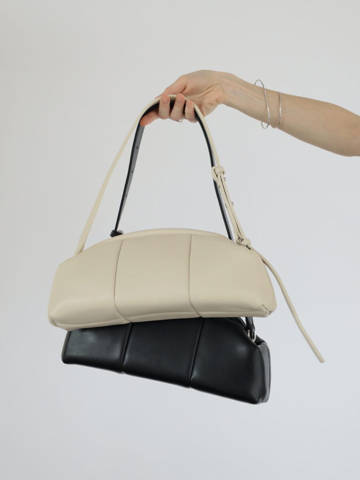 【専用商品】add culumn puffクラスプバッグ ADD CULUMN（アドカラム） ショルダーバッグ バッグ PUFF - CROSSBODY