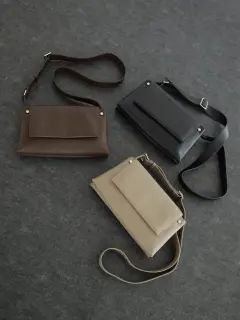 新品未使用　Aga ショルダーショールオールインワン　現行品 アーガ Aga ショルダーショールオールインワン （ブラック） -靴