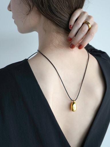 nouerxネックレス