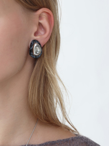 nouerxイヤリング