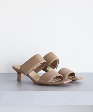 HEWNxサンダル/ミュール