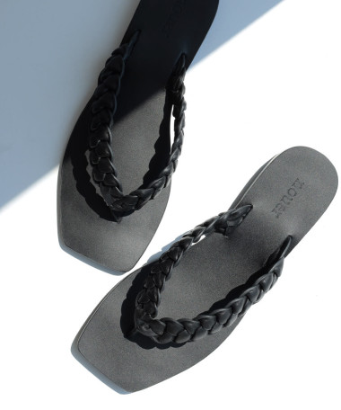 nouerxサンダル/ミュール