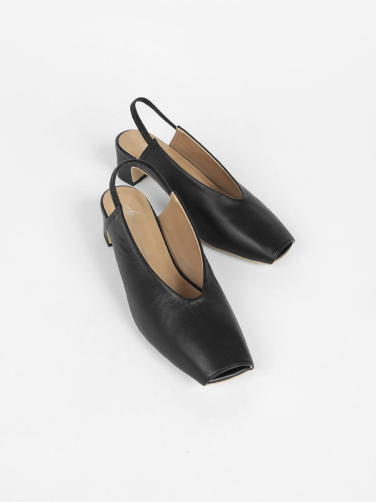 バックストラップパンプス - Aga - Aga｜YAMADAYA STORE