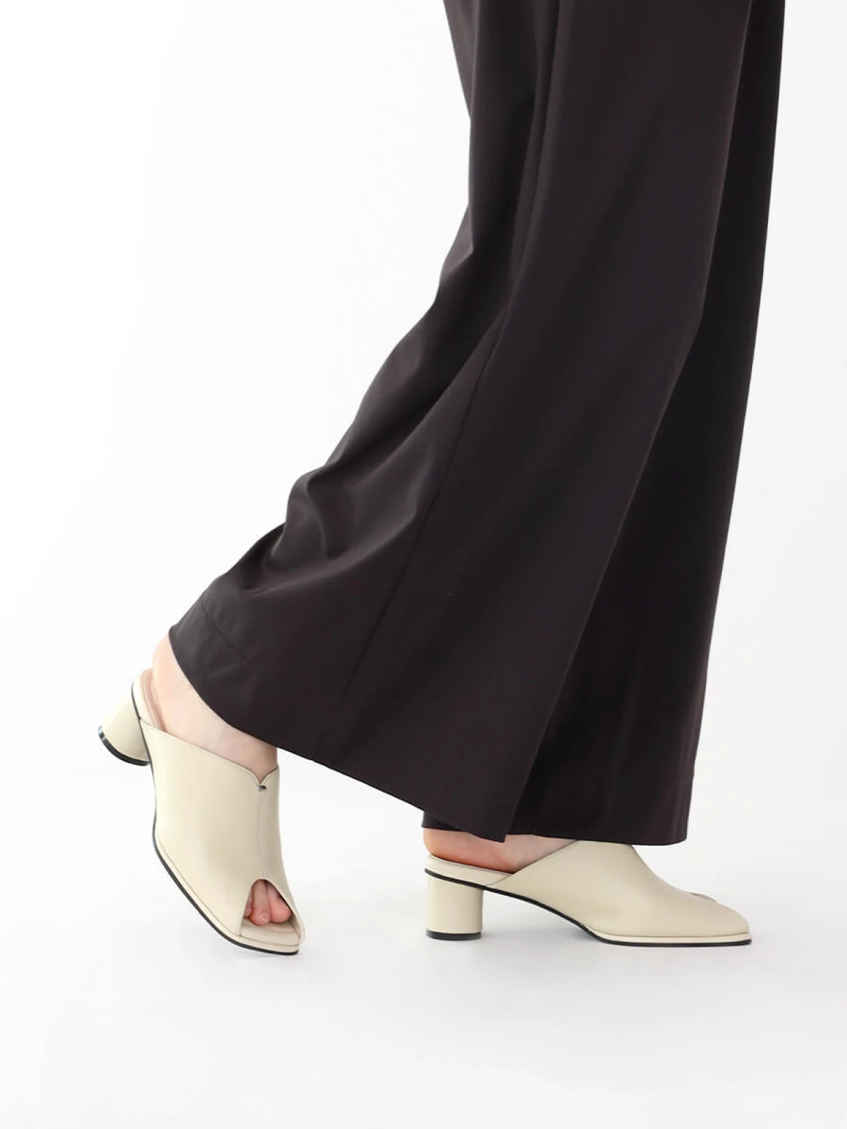 【関税込み】スクエアオープントゥ ジル 95 レザーミュール 楽天市場】Jil Sander ジルサンダー Square Toe Leather Mules