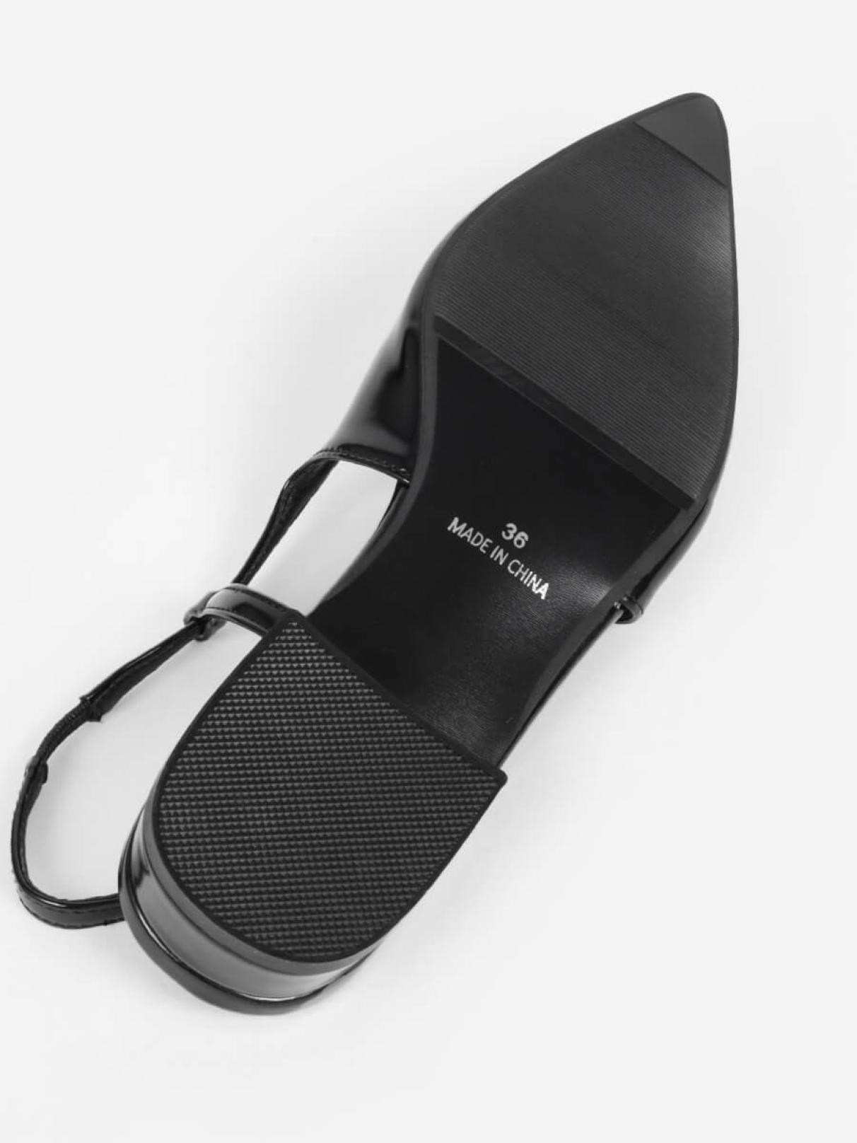 【新品未使用】Aga スムース レザー パンプス ストラップ ローヒール Agaのパンプスの商品一覧｜ファッション通販のYAMADAYA STORE