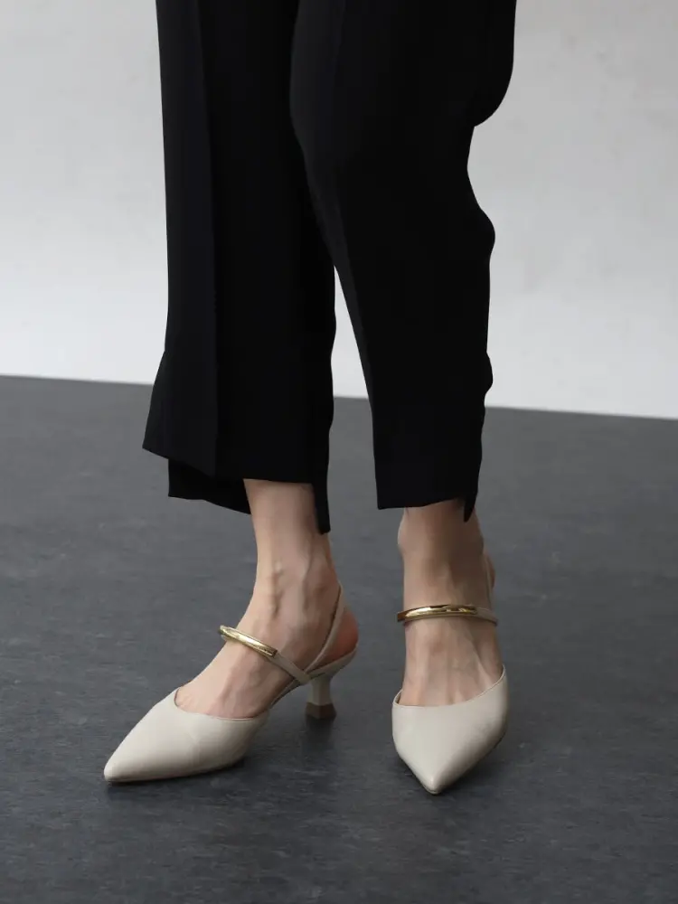 Agaのパンプスの商品一覧｜ファッション通販のYAMADAYA STORE