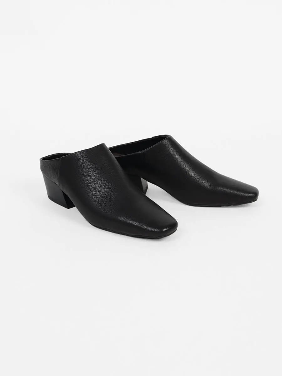 YOHJI YAMAMOTO +NOIR スクエアトゥ レザーミュール YOHJI YAMAMOTO +