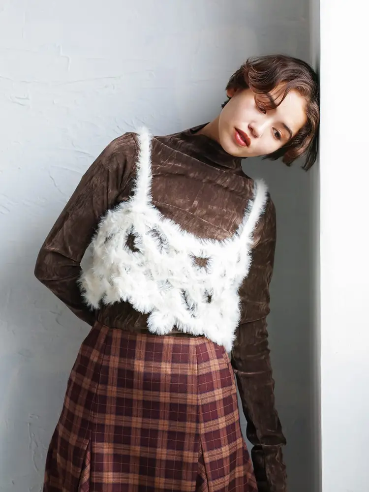 美品 bibiy ALEXA FLOWER KNIT ホワイト トップス 新品未使用 Bibiy. ALEXA FLOWER KNIT WHITE - メルカリ
