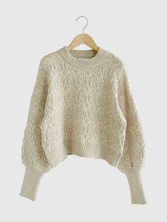 ライトベージュ