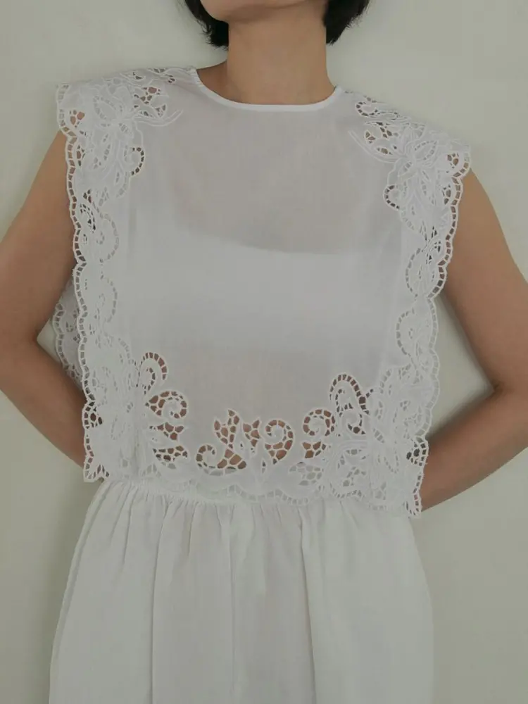 Cutwork Box Blouse - anuke - FIKA.｜YAMADAYA STORE