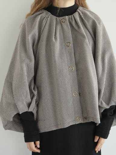 FIKA.xノーカラージャケット