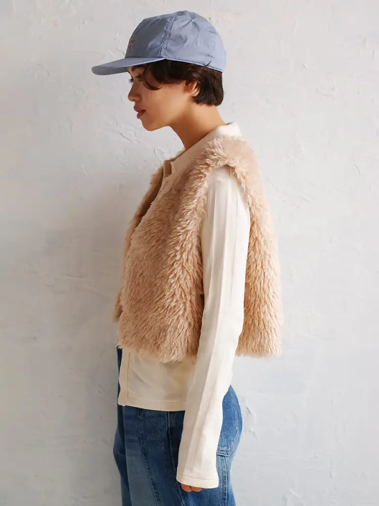 Sheep like fur vest - FIKA. - FIKA.｜YAMADAYA STORE