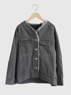 チャコールグレー