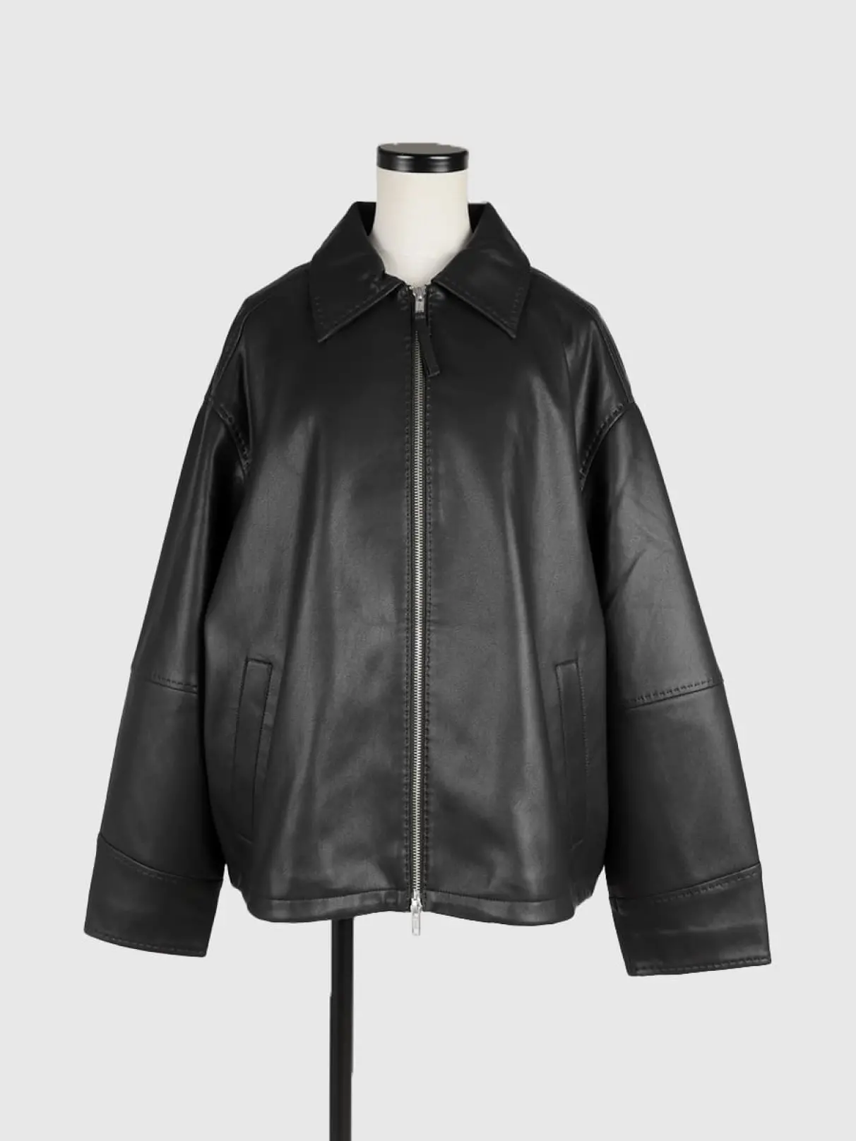 Fake leather zip blouson - FIKA. - FIKA.｜YAMADAYA STORE