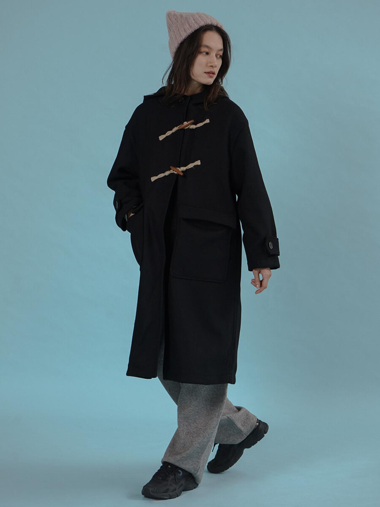 Slant toggle duffel coat - FIKA. - FIKA.｜YAMADAYA STORE