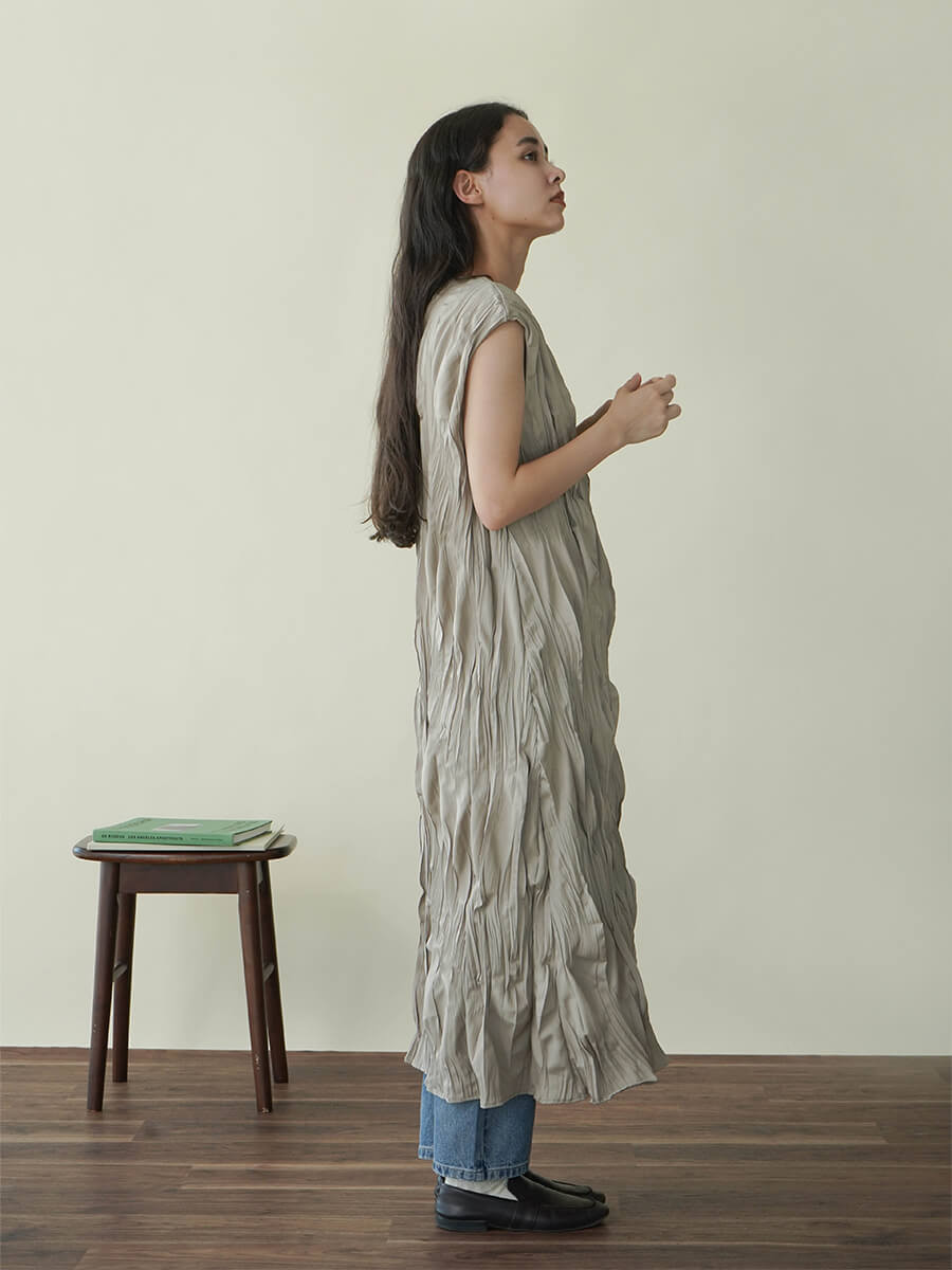 Ripple sleeveless dress YAMADAYA STORE Ripple sleeveless dress YAMADAYA STORE