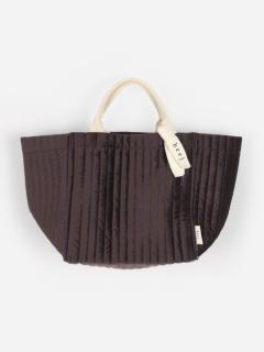 ダークブラウン