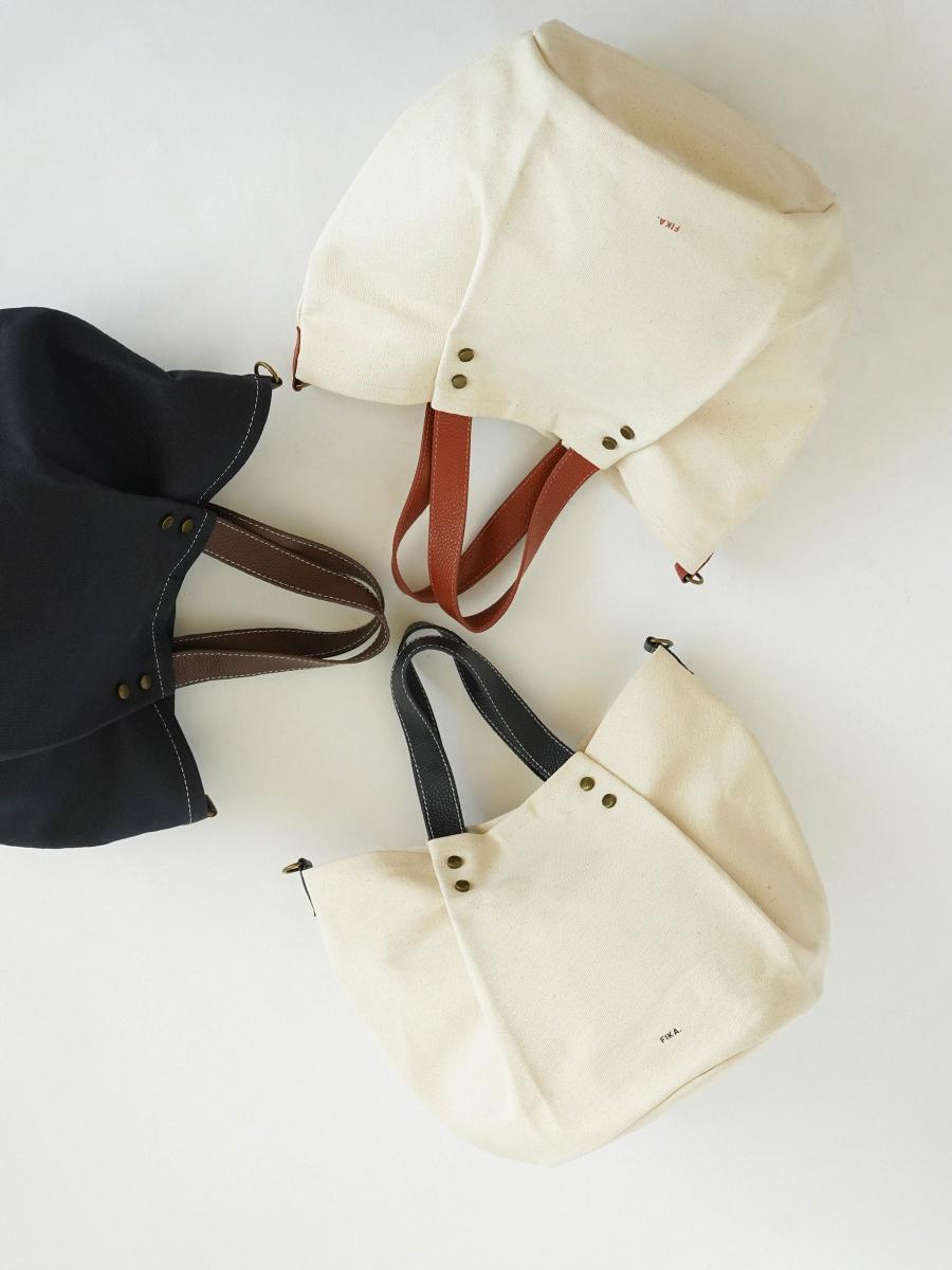Canvas tuck 2way tote bag（beige×navy）