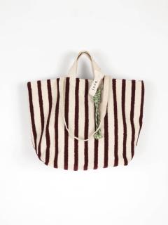 ダークブラウン