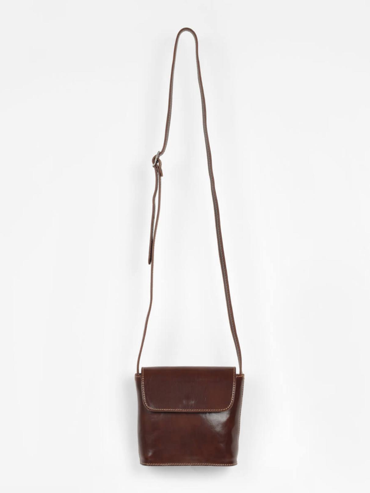 Leather flap shoulder bag - FIKA. - FIKA.｜YAMADAYA STORE