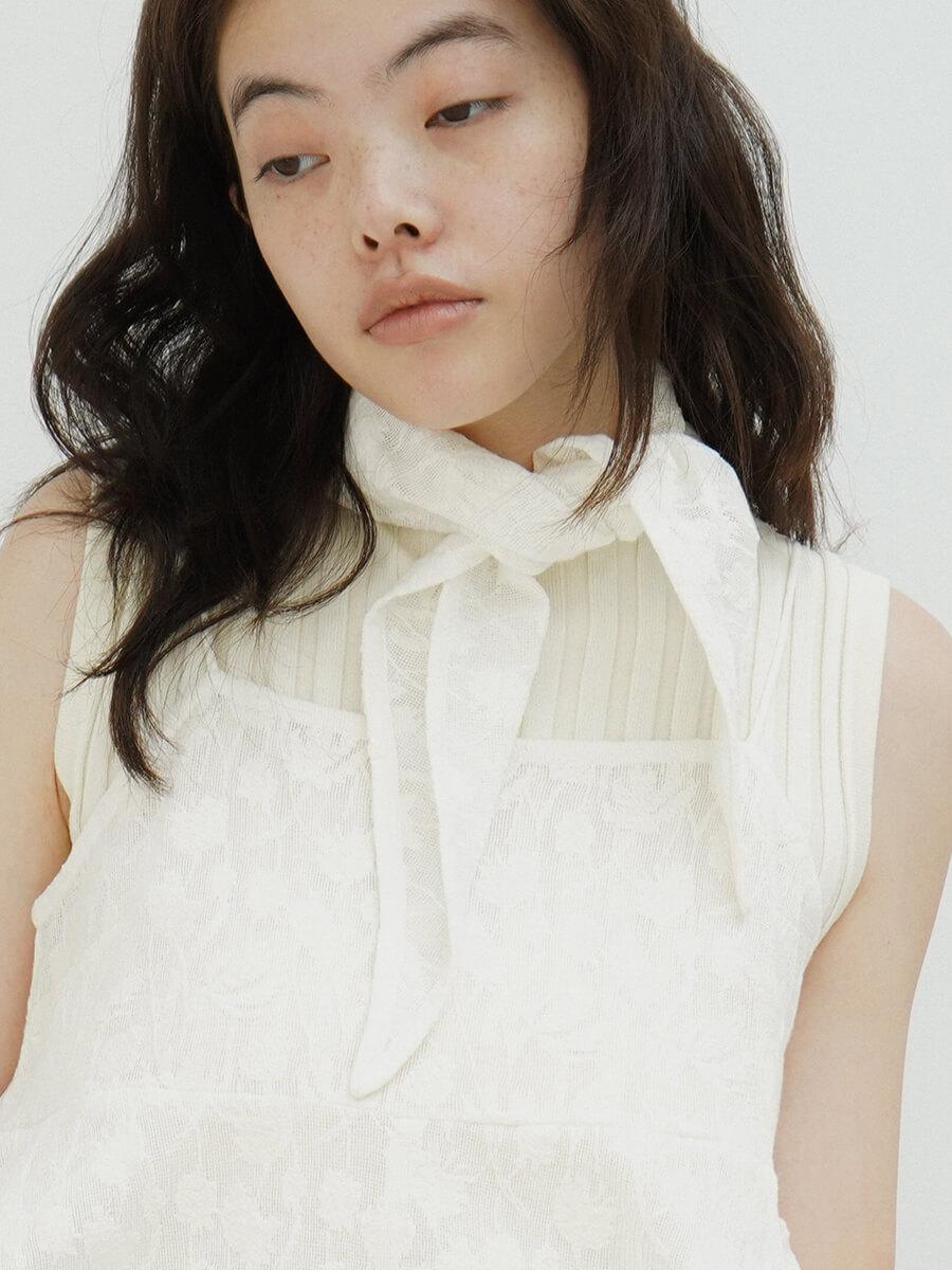 Flower lace scarf