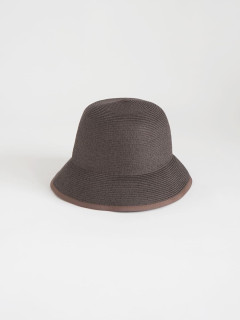 ダークブラウン