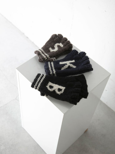 BLACK SHEEPx手袋
