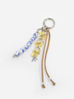 ライトイエロー