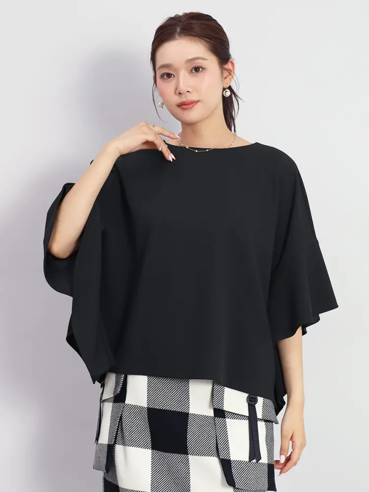 新品未使用！ストレッチラッフルスリーブデザインブラウス ラッフルスリーブストレッチブラウス - FENNEL - FENNEL｜YAMADAYA STORE