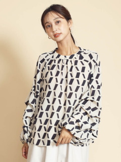 ベージュ　162cm