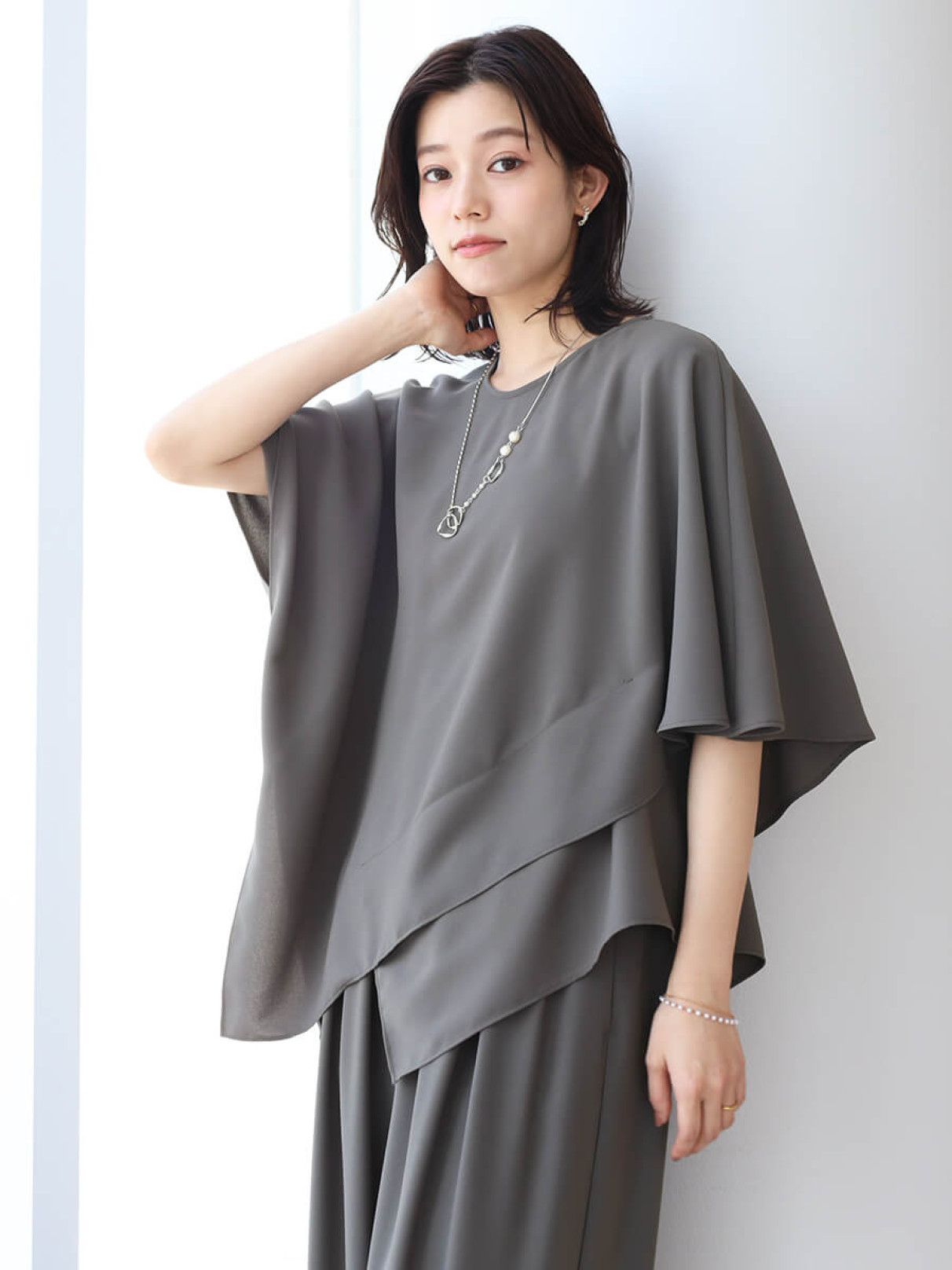 スクエアヘムドレープブラウス - FENNEL - FENNEL｜YAMADAYA STORE