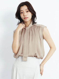 グレージュ　167cm