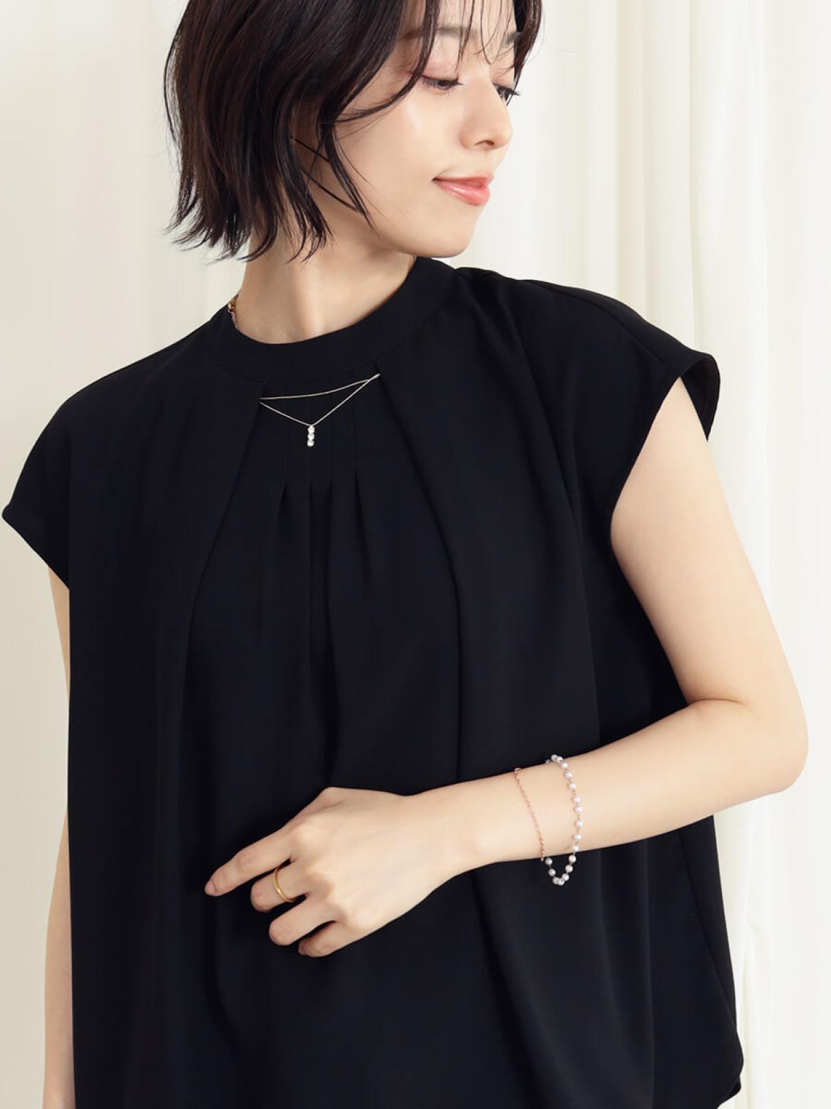 ネックアクセ付きタックブラウス - FENNEL - FENNEL｜YAMADAYA STORE