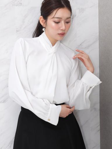 ネジリネックスタンドカラーブラウス - FENNEL - FENNEL｜YAMADAYA STORE