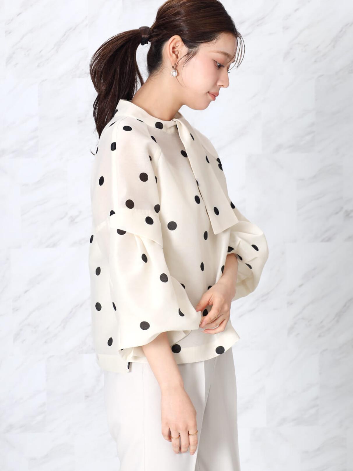 ドット柄ボリュームスリーブブラウス - FENNEL - FENNEL｜YAMADAYA STORE