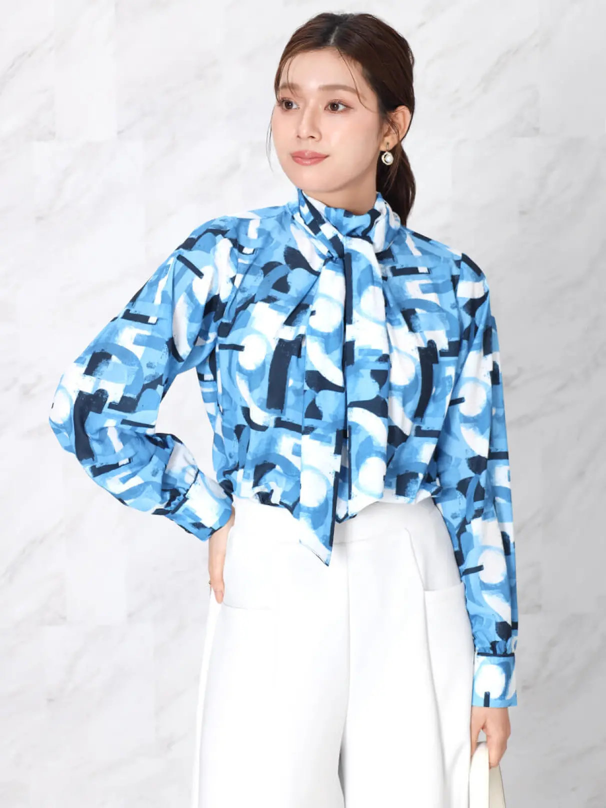 アートプリントリボンタイブラウス - FENNEL - FENNEL｜YAMADAYA STORE