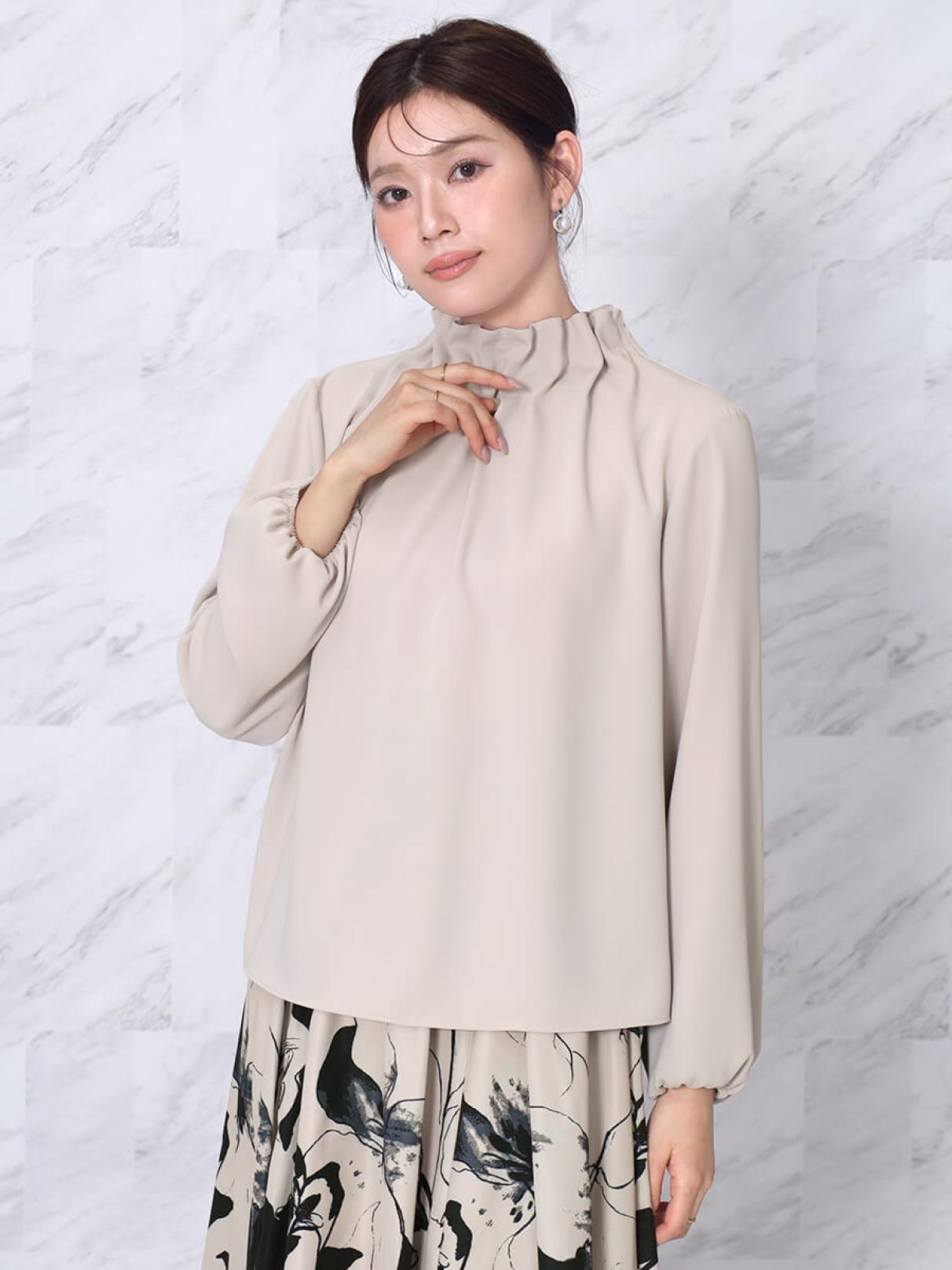 ギャザーネックブラウス - FENNEL - FENNEL｜YAMADAYA STORE