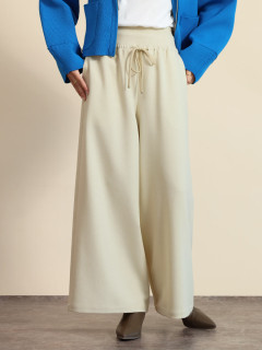 ベージュ　165cm