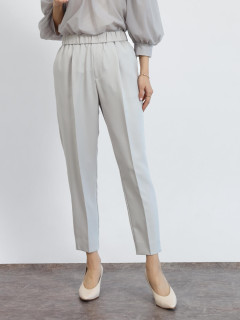 グレージュ　167cm